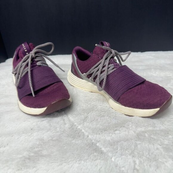 Under Armour Breathe Woman's Size 7 - Picture 6 of 10